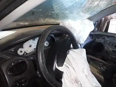 Veículo de Sucata ford focus turnier (cak) ambiente do ano 2001 alimentado c9da