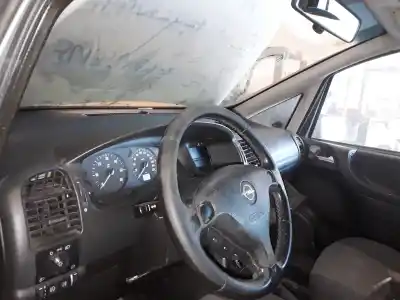 Vehicul casat opel zafira a elegance al anului 2001 alimentat y20dth