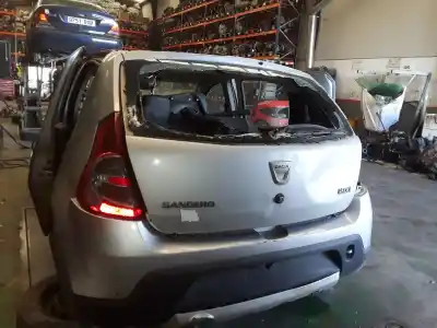 Veículo de Sucata dacia sandero ambiance do ano 2001 alimentado k9k892