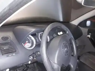 Scrapping Vehicle RENAULT MEGANE II BERLINA 5P Confort Authentique of the year 2001 powered 