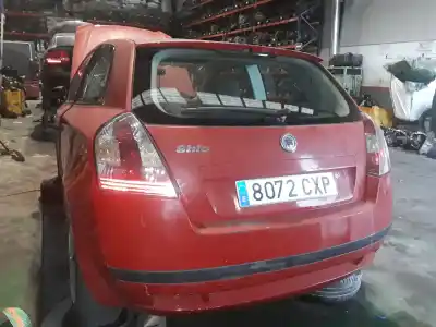 Veículo de Sucata fiat stilo (192) 1.4 do ano 2001 alimentado 843a1000