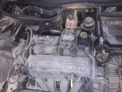 Sloopvoertuig bmw mini (r50,r53) cooper van het jaar 2001 aangedreven w10b16d