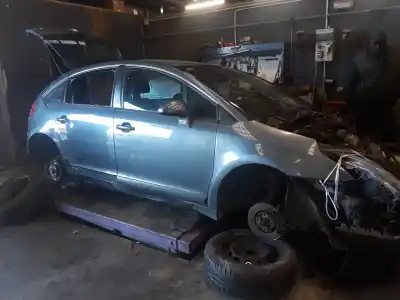 Sloopvoertuig citroen c4 berlina vtr plus van het jaar 2001 aangedreven 9hy