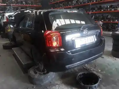 Veículo de Sucata toyota corolla (_e12_) 1.4 d (nde120_) do ano 2001 alimentado 1ndtv