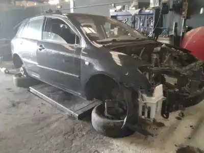 Veículo de Sucata toyota corolla (_e12_) 1.4 d (nde120_) do ano 2001 alimentado 1ndtv