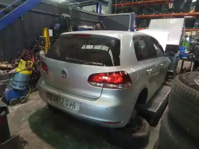 Véhicule à la ferraille VOLKSWAGEN GOLF VI (5K1) 1.4 TSI de l'année 2001 alimenté CAX