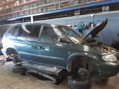 Scrapping Vehicle CHRYSLER VOYAGER (RG) 2.5 CRD SE Grand Voyager of the year 2001 powered ENC