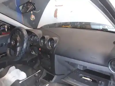 Здавання транспортного засобу seat ibiza (6l1) reference року 2001 потужний bnm