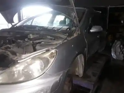 Здавання транспортного засобу peugeot 307 break / sw (s1) 307 break / sw (s1) (2002 - 2005) року 2001 потужний rhy