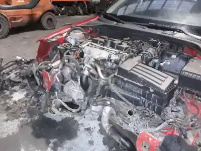 Veículo de Sucata audi a3 sportback (8p) 2.0 tdi ambiente (125kw) do ano 2001 alimentado bmn