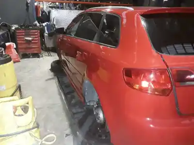 Veículo de Sucata audi a3 sportback (8p) 2.0 tdi ambiente (125kw) do ano 2001 alimentado bmn