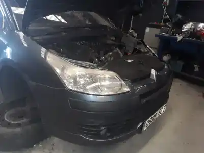 Veículo de Sucata citroen c4 berlina vtr plus do ano 2001 alimentado 9hx