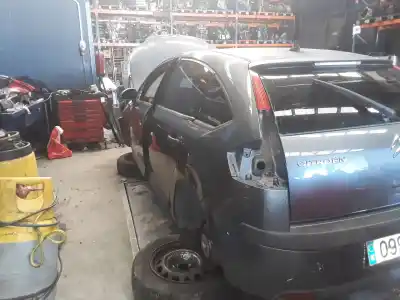 Veículo de Sucata citroen c4 berlina vtr plus do ano 2001 alimentado 9hx