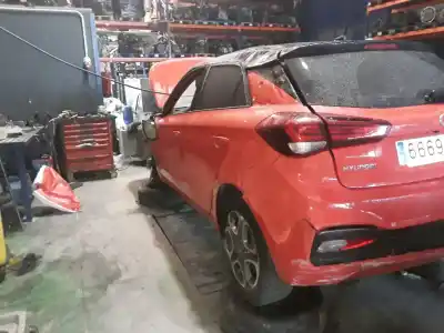 Veículo de Sucata hyundai i20 style active blue crossover do ano 2001 alimentado g3lc