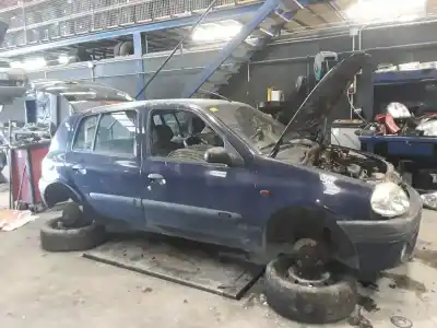 Scrapping Vehicle renault clio ii fase i (b/cbo) 1.2 of the year 2001 powered d7f726