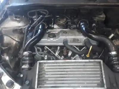 Veicolo di demolizione FORD FOCUS TURNIER (CAK) Ambiente dell'anno 2001 alimentato C9DA