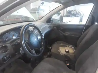 Veículo de Sucata ford focus turnier (cak) ambiente do ano 2001 alimentado c9da