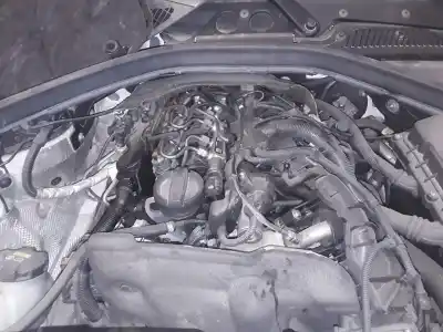 Veículo de Sucata bmw 1 (f20) 116 d do ano 2001 alimentado b37d15a