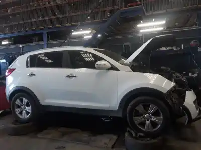 Veículo de Sucata KIA SPORTAGE Concept 4x2 do ano 2001 alimentado D4FD