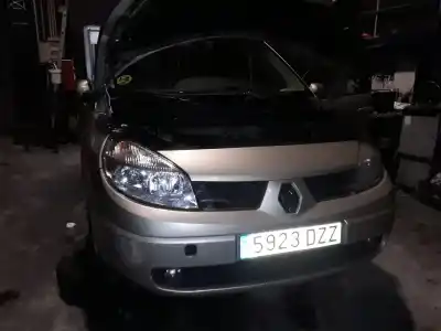 Veículo de Sucata renault scenic ii grand emotion do ano 2001 alimentado f9q804