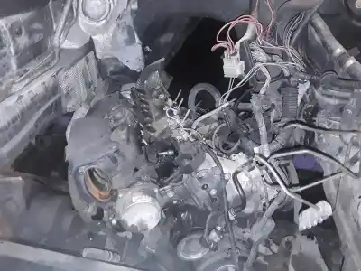 Veicolo di demolizione BMW SERIE 3 BERLINA (E46) 318d dell'anno 2001 alimentato 204D4