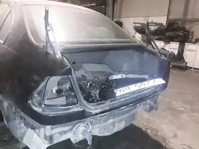 Veículo de Sucata bmw serie 3 berlina (e46) 318d do ano 2001 alimentado 204d4