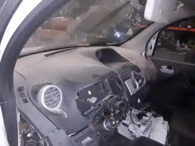 Veículo de Sucata renault kangoo furgón confort do ano 2001 alimentado k9k800