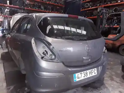 Veículo de Sucata opel corsa d sport do ano 2001 alimentado a12xer