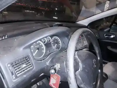 Scrapping Vehicle peugeot 307 (s1) xr of the year 2001 powered nfu