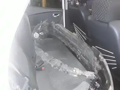 Здавання транспортного засобу renault captur limited року 2001 потужний h4bb408