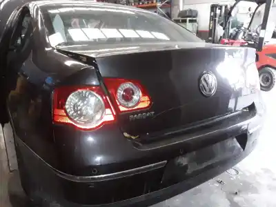 Veículo de Sucata volkswagen passat b6 (3c2) 2.0 tfsi do ano 2001 alimentado bwa