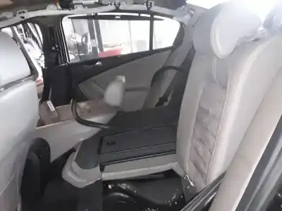 Veículo de Sucata volkswagen passat b6 (3c2) 2.0 tfsi do ano 2001 alimentado bwa