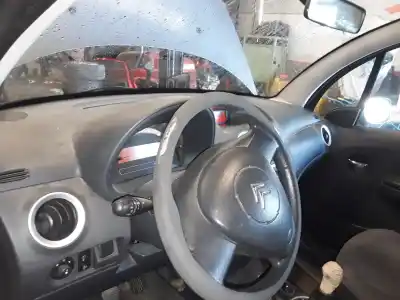 Veículo de Sucata citroen c3 1.4 hdi (68 cv) 1.4 hdi do ano 2001 alimentado 8hz