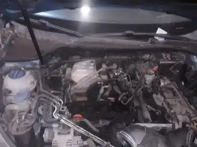 Veículo de Sucata volkswagen eos (1f7) 2.0 tdi do ano 2001 alimentado bmm