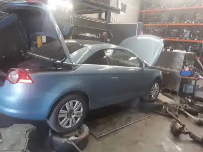 Veículo de Sucata volkswagen eos (1f7) 2.0 tdi do ano 2001 alimentado bmm