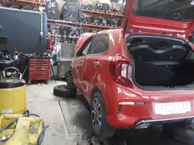 Scrapping Vehicle KIA PICANTO (JA) Dream Team 84 CV / 62 KW of the year 2001 powered G4LF