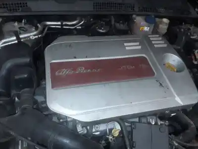 Veículo de Sucata alfa romeo alfa 159 (140) 1.9 jts 16v / selective do ano 2001 alimentado 939a2000