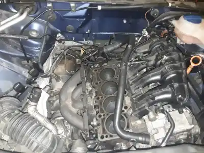 Veículo de Sucata audi a4 berlina (8e) 2.0 16v tfsi do ano 2001 alimentado bwe