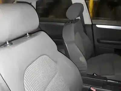 Veículo de Sucata audi a4 berlina (8e) 2.0 16v tfsi do ano 2001 alimentado bwe