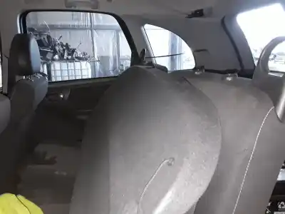 Sloopvoertuig opel meriva essentia van het jaar 2001 aangedreven z17dth