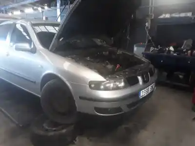 Vehicul casat seat toledo (1m2) select al anului 2001 alimentat asv