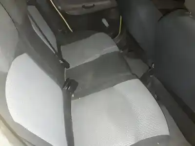 Veículo de Sucata peugeot 206 berlina 1.4 hdi do ano 2001 alimentado 