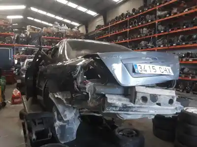 Veículo de Sucata ford mondeo berlina (ge) ghia (06.2003->) (d) 116 cv / 85 kw do ano 2001 alimentado 