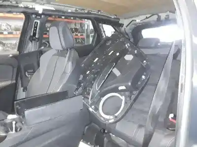 Veicolo di demolizione peugeot 3008 active dell'anno 2001 alimentato bh01