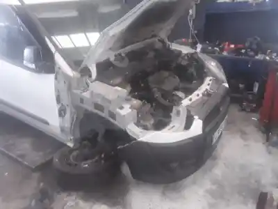 Veículo de Sucata fiat doblo cargo 1.3 16v jtd cat do ano 2001 alimentado 