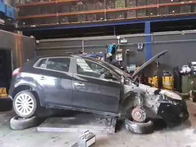 Veículo de Sucata fiat bravo (198) 1.9 16v dynamic multijet do ano 2001 alimentado 192a8000