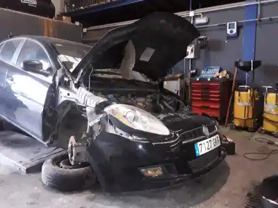 Veículo de Sucata fiat bravo (198) 1.9 16v dynamic multijet do ano 2001 alimentado 192a8000