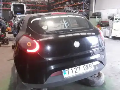 Veículo de Sucata fiat bravo (198) 1.9 16v dynamic multijet do ano 2001 alimentado 192a8000