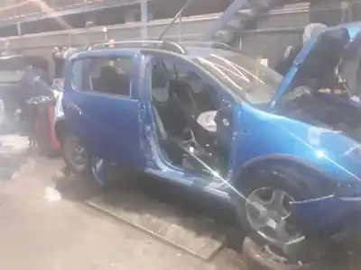 Здавання транспортного засобу dacia sandero sl eficacia року 2001 потужний h4bb408