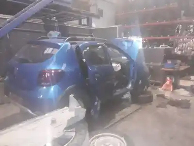 Здавання транспортного засобу dacia sandero sl eficacia року 2001 потужний h4bb408